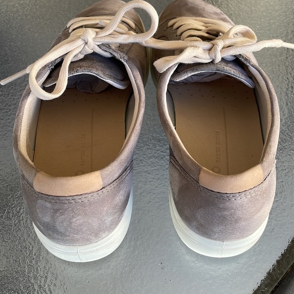 Ecco Women’s Soft 7 Suede Leather Fashion Sneakers. Size 9 - Picture 4 of 10